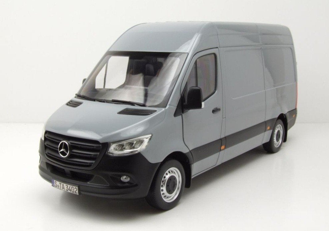 1:18 Mercedes Benz bus Sprinter uit 2018 Grijs Norev, Hobby en Vrije tijd, Ophalen of Verzenden, Nieuw, Auto, Norev