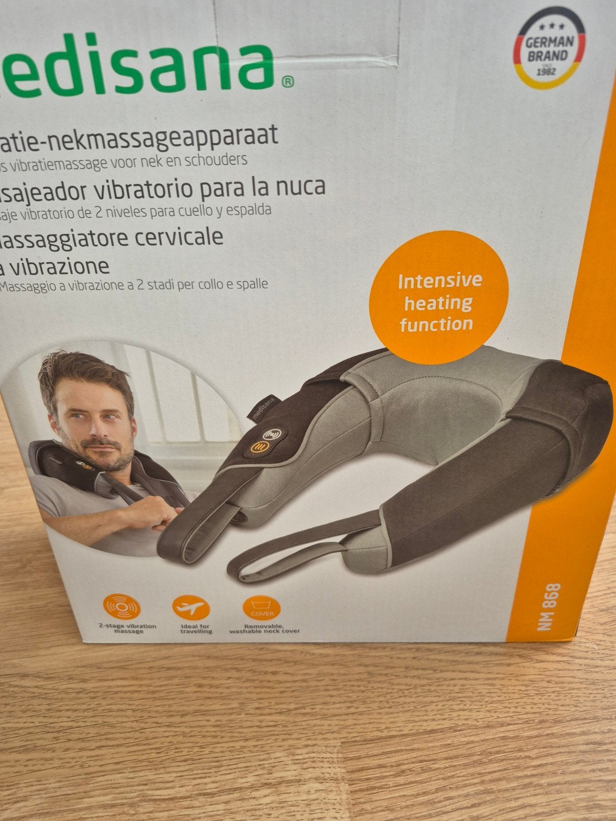 Medisana NM 868 Vibratie Nekmassageapparaat met Warmte, Sport en Fitness, Ophalen of Verzenden, Zo goed als nieuw, Massagestoel of Kussen