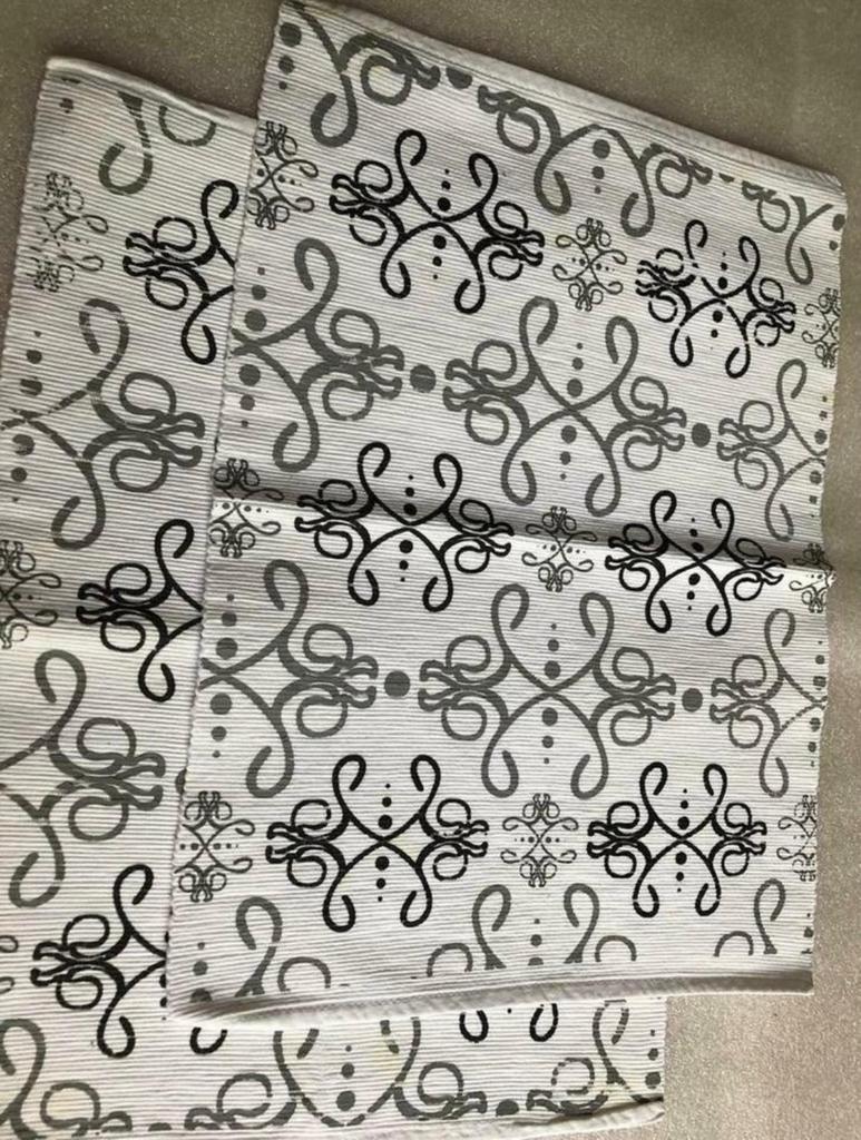 Placemat x 2 - 32 x 43 cm - wit geprint, Ophalen of Verzenden, Gebruikt, Wit, Placemat