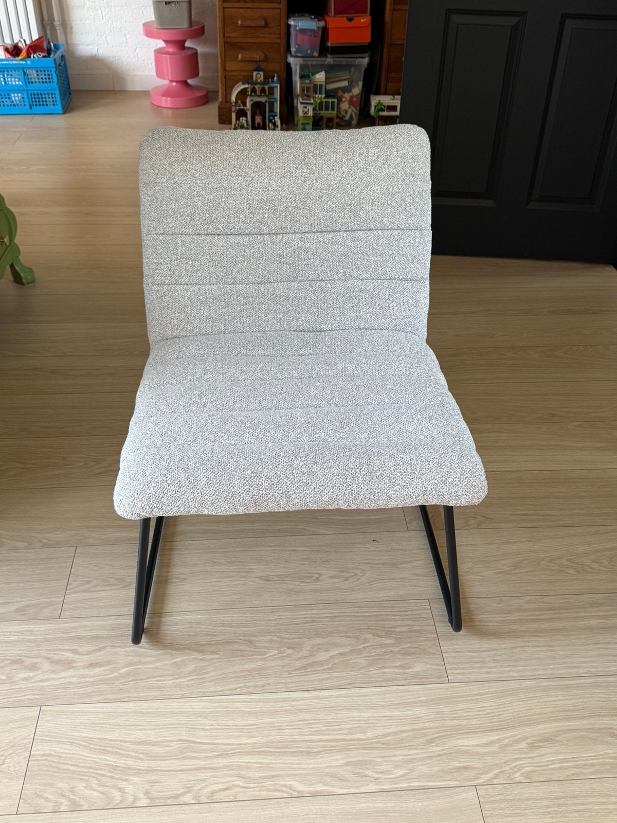 Fauteuil licht grijs, Ophalen, Zo goed als nieuw, Grijs, Eén