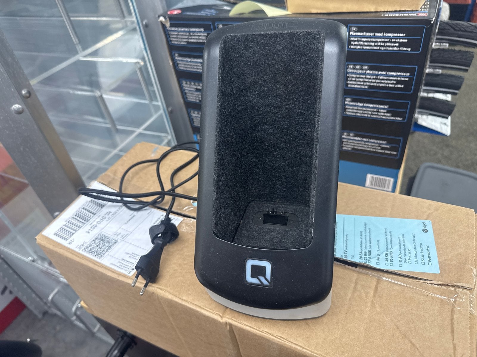 Qwic desktop Acculader voor E-bike, Ophalen of Verzenden, Gebruikt