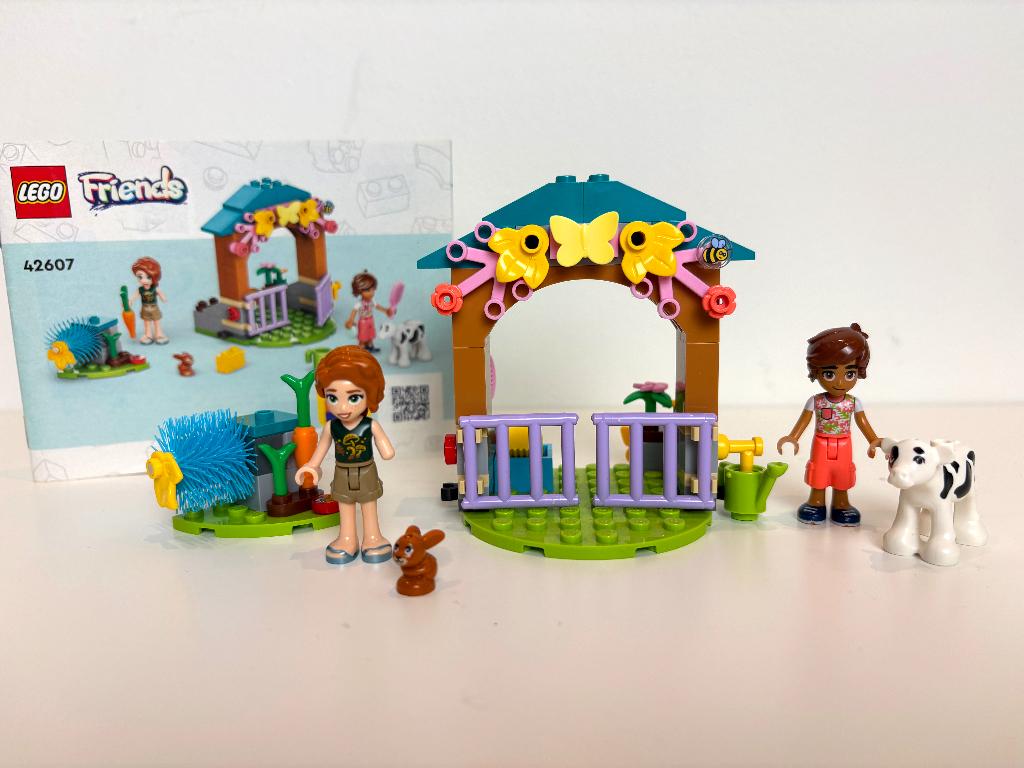 Lego Friends Schuur met Kalfje 42607, Kinderen en Baby's, Ophalen, Lego, Friends, Zo goed als nieuw
