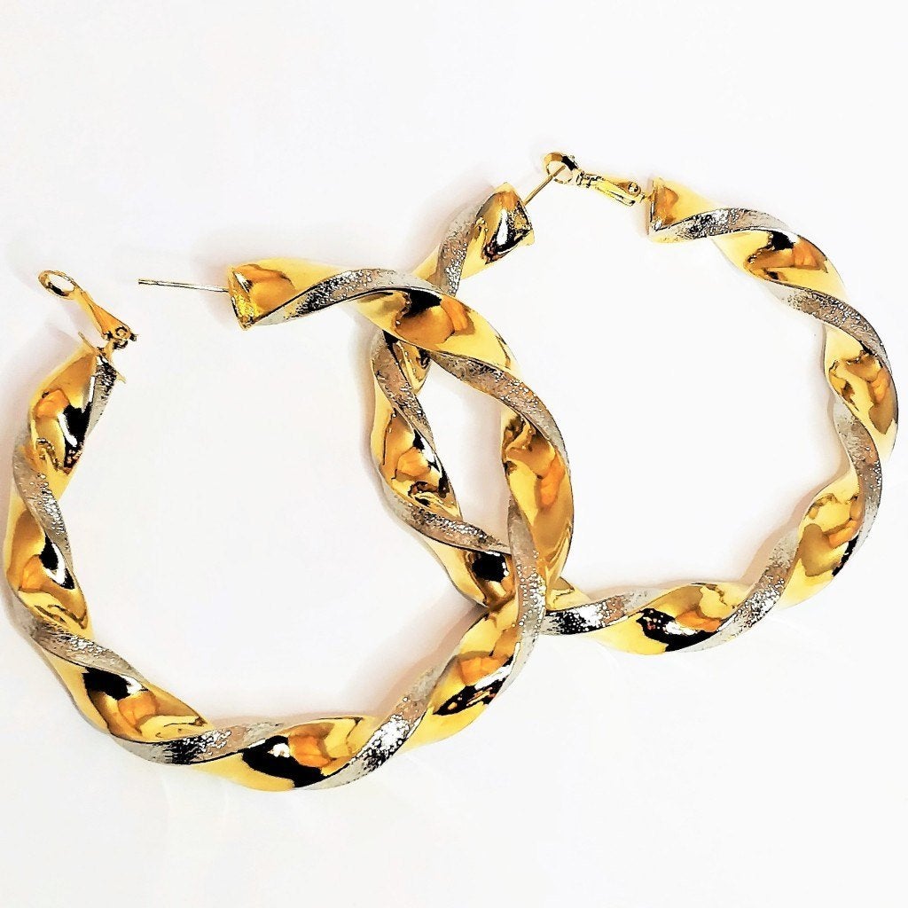 Ø70mm Wokkel Oorbellen - Goudkleur-Zilverkleur Oorringen, Overige materialen, Hangers, Birgitta-Gracht 33, 6465 EL Kerkrade, Nederland