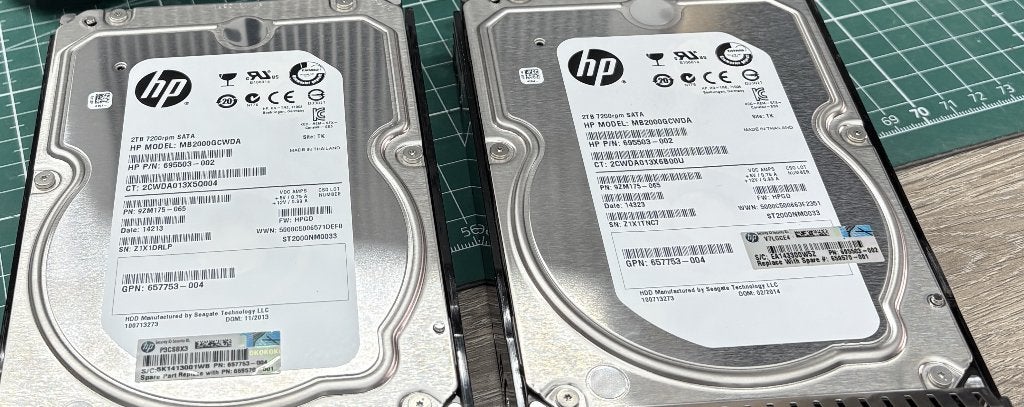 2x WD/HGST Ultrastar MB2000GCWDA 2TB, Intern, 2TB, Gebruikt, Verzenden