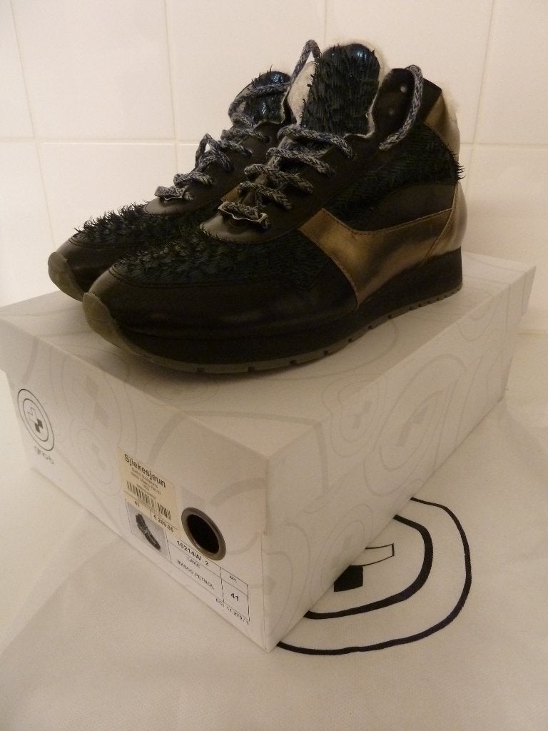 GINO B METRO SNEAKERS NIEUWSTAAT SHEEPSKIN MAAT 41, Blauw, Ophalen of Verzenden, GINO B, Sneakers of Gympen