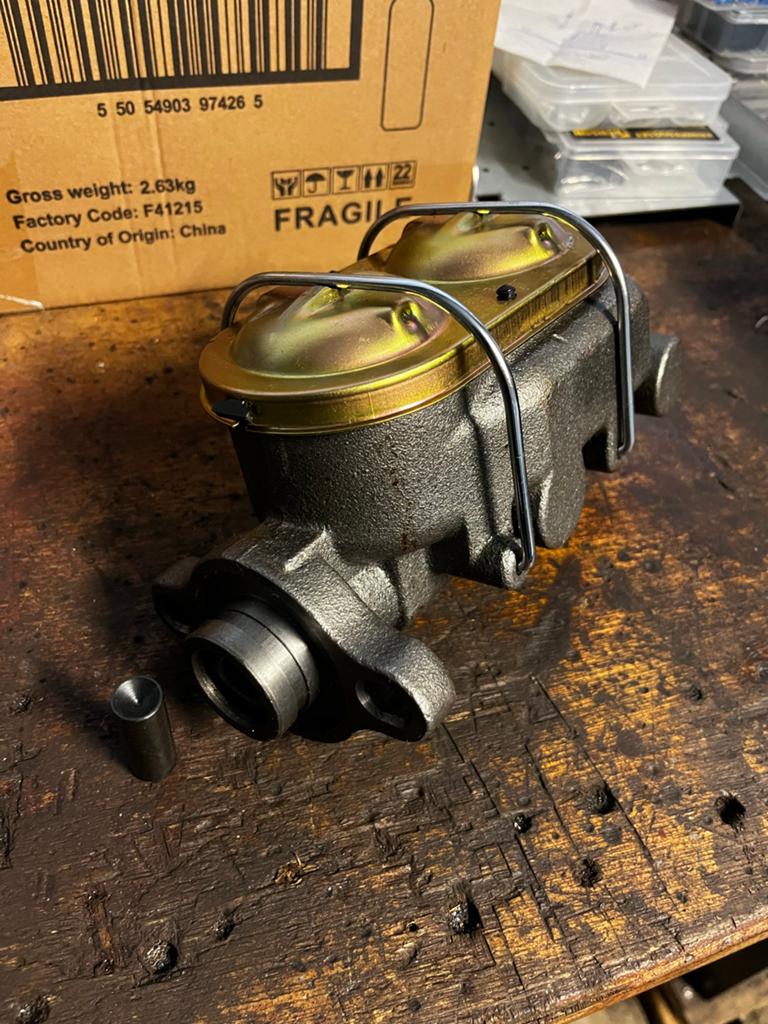 Chevy GM/Dodge/Ford, universele 1” hoofdremcilinder, Ophalen of Verzenden, Gebruikt, Chevrolet