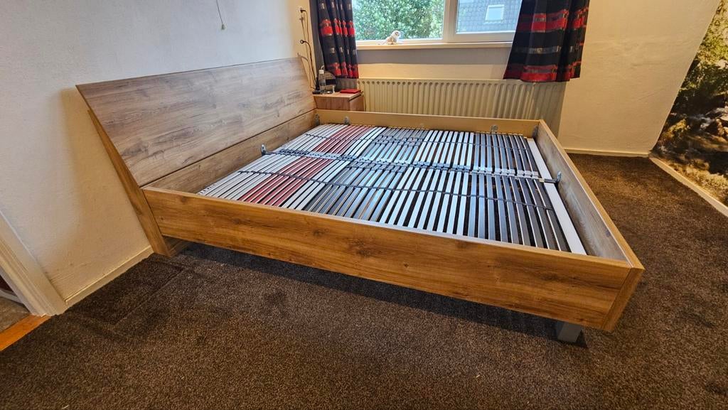Bed Portland (Beddenreus) 180x200 met 2x Flexus lattenbodems, Huis en Inrichting, Slaapkamer | Bedden, Ophalen, Balkeneiken, Overige kleuren