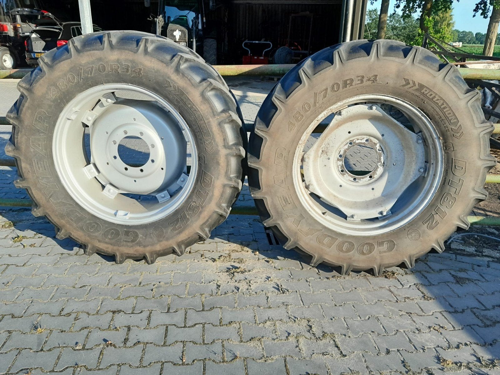Trekkerbanden, Zakelijke goederen, Ophalen