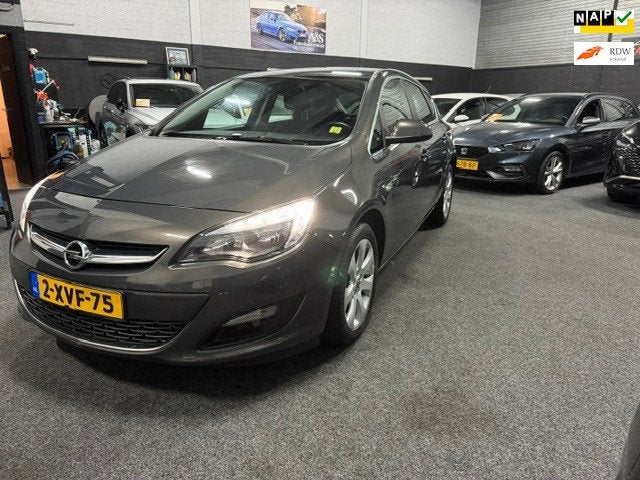 Opel Astra 1.4 Turbo Blitz, Auto's, Opel, Bedrijf, Te koop, Astra, ABS, Airbags, Airconditioning, Automatische klimaatregeling