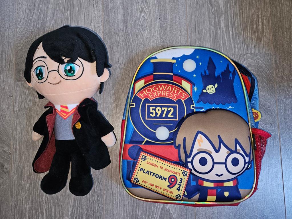 Harry potter knuffel en rugzak, Hobby en Vrije tijd, Feestartikelen, Ophalen