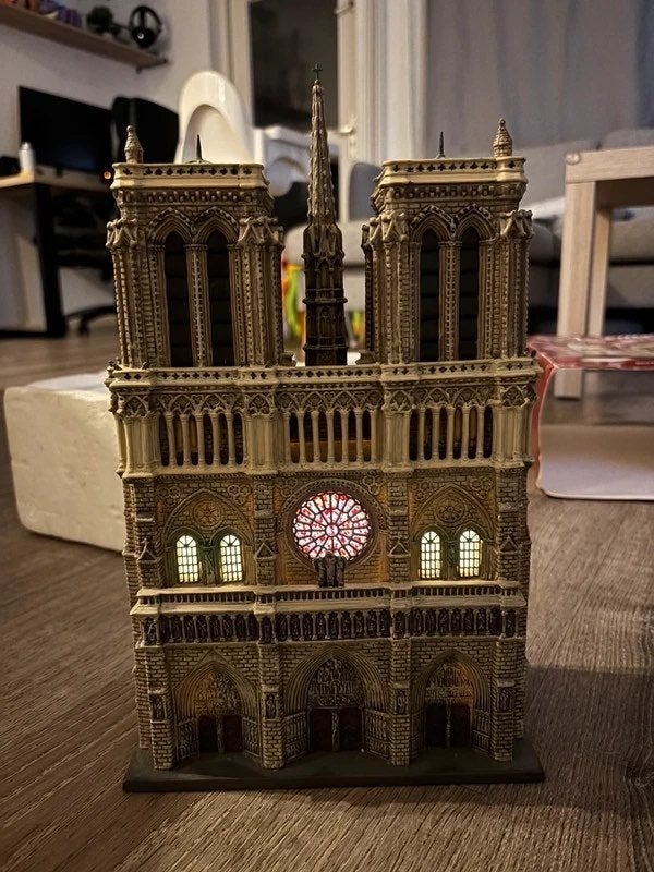 Deparment 56Notre dame Cathredal,Paris,Churches of the World, Diversen, Ophalen of Verzenden, Zo goed als nieuw