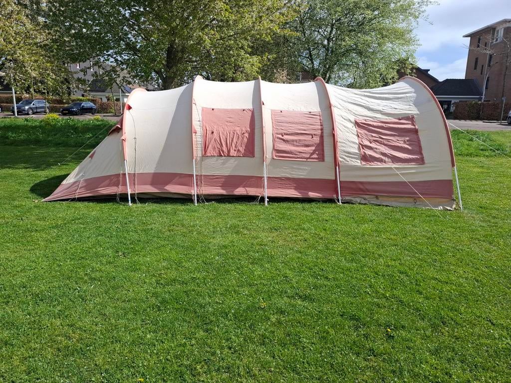 Grote Wales tunneltent met 6 slaapplaatsen (Vrijbuiter), Caravans en Kamperen, Tenten, Ophalen, Gebruikt, Tot en met 6
