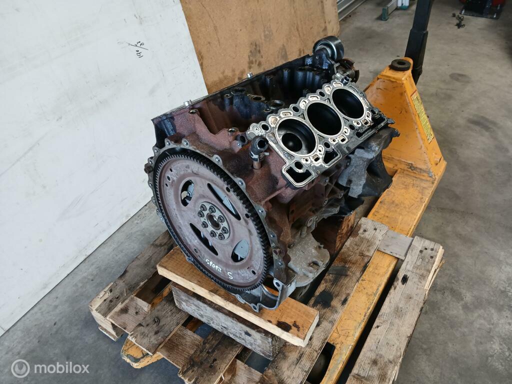 Motorblok 276dt Land Rover Discovery 3 Range Sport 2.7 Blok, Land Rover, Ophalen of Verzenden, Gebruikt, Land Rover