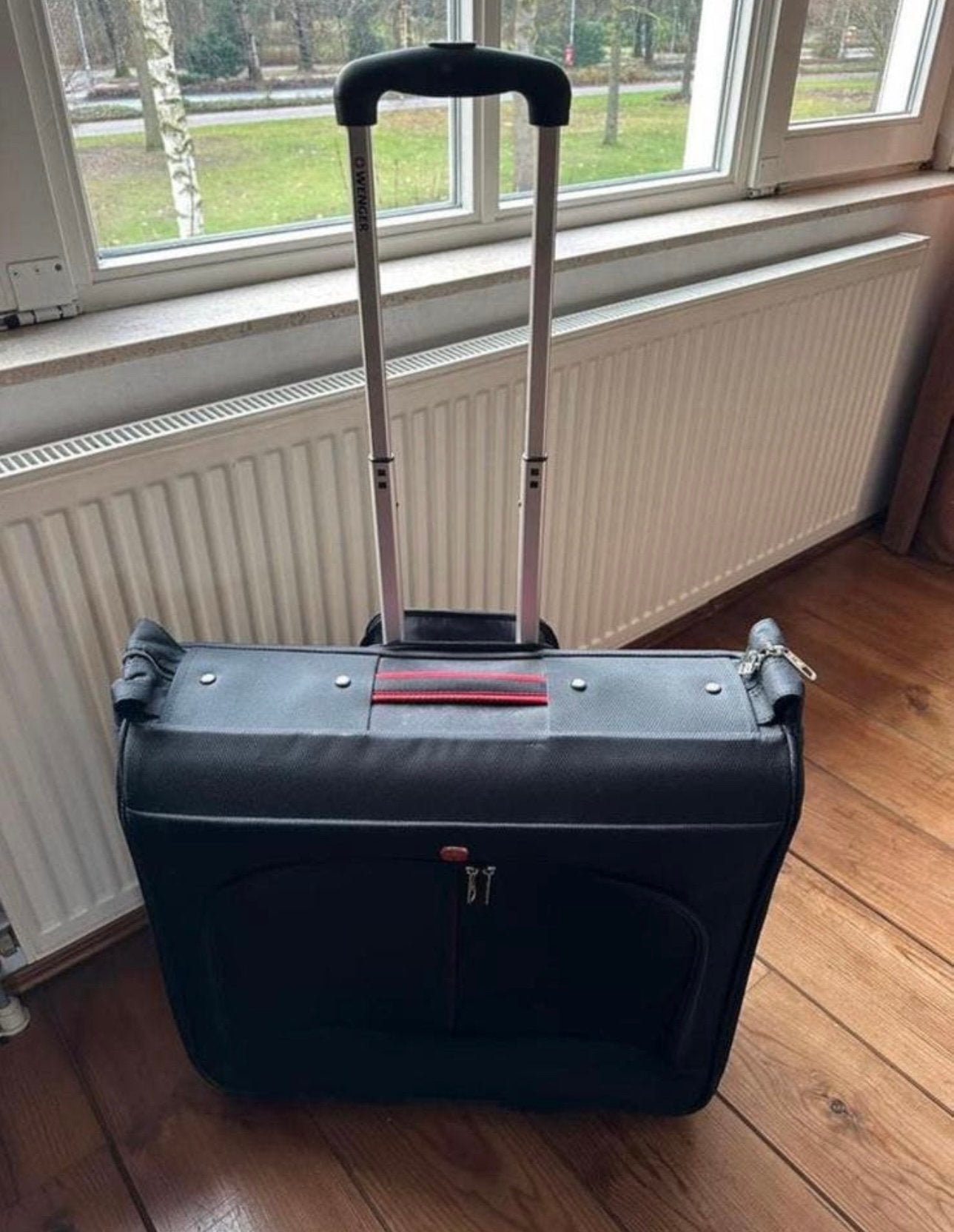 Reiskoffers kostuum pak Wenger, Sieraden, Tassen en Uiterlijk, Koffers, Ophalen, Gebruikt, Hard kunststof, 70 cm of meer