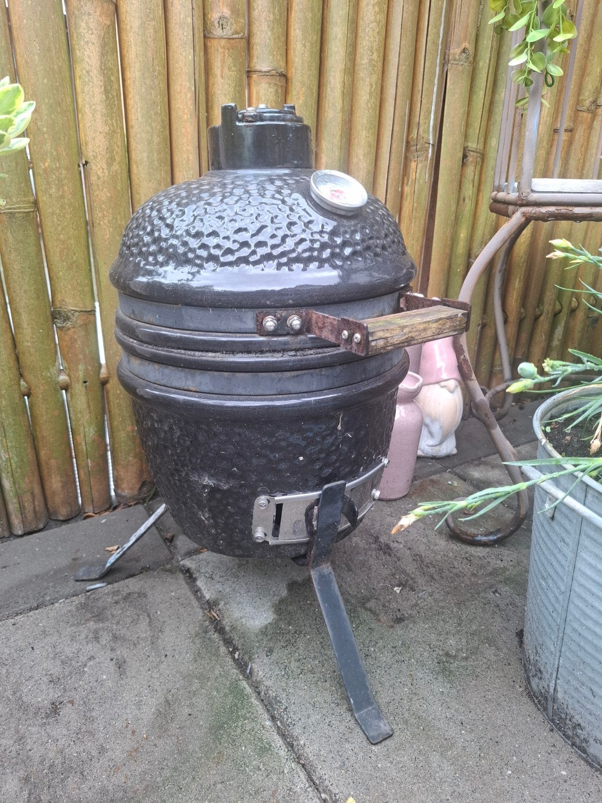 compakte egg  barbeque, Ophalen