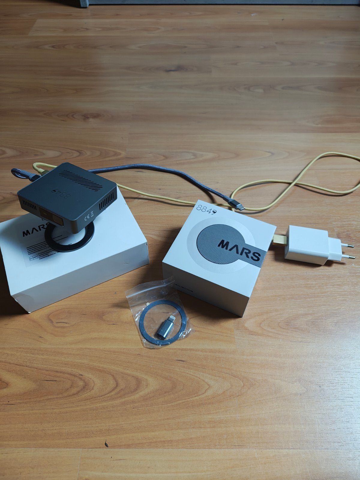 Mars 8849 Mini Beamer / Projector - Compact en Krachtig, Ophalen, LED, Zo goed als nieuw, Mars