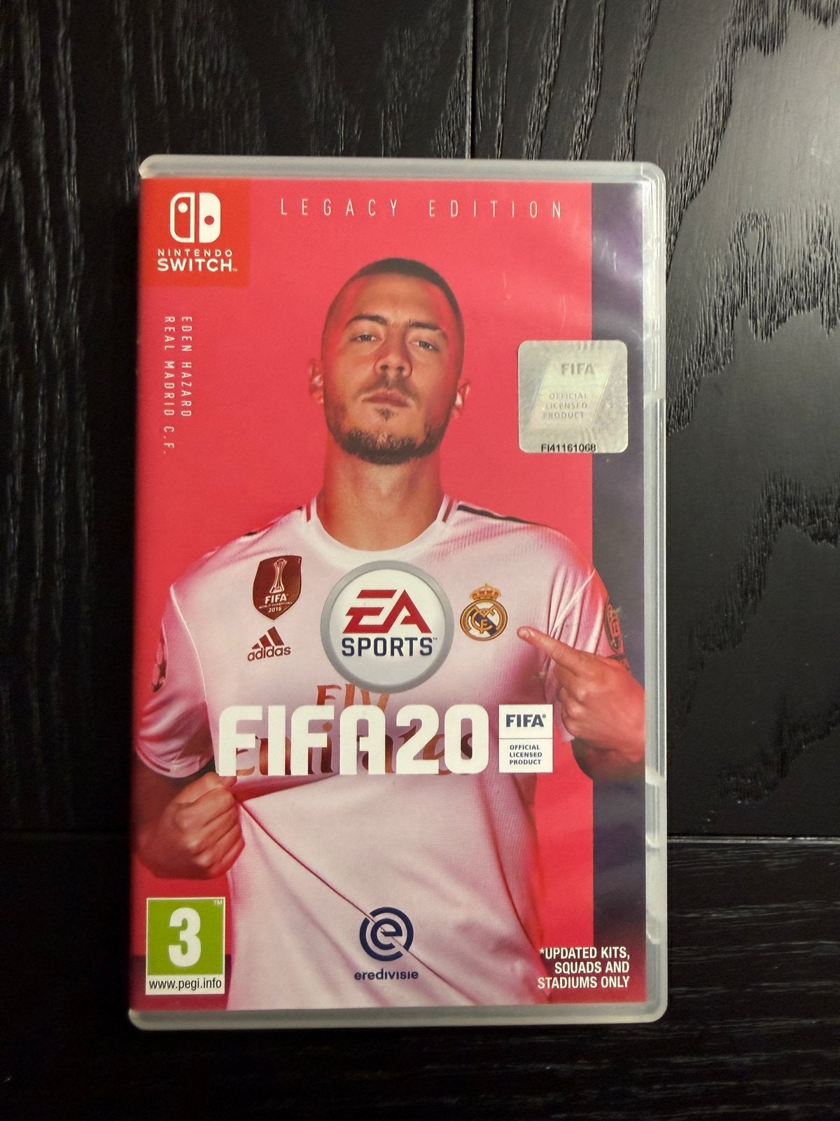 FIFA 20 Legacy Edition Nintendo Switch, Spelcomputers en Games, Games | Nintendo Switch, Eén computer, Ophalen of Verzenden, Zo goed als nieuw