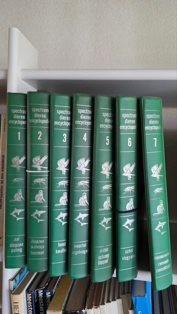 Spectrum Dieren Encyclopedie - Complete Serie (7 delen), Gelezen, Complete serie, Ophalen of Verzenden, Prins der Nederlanden