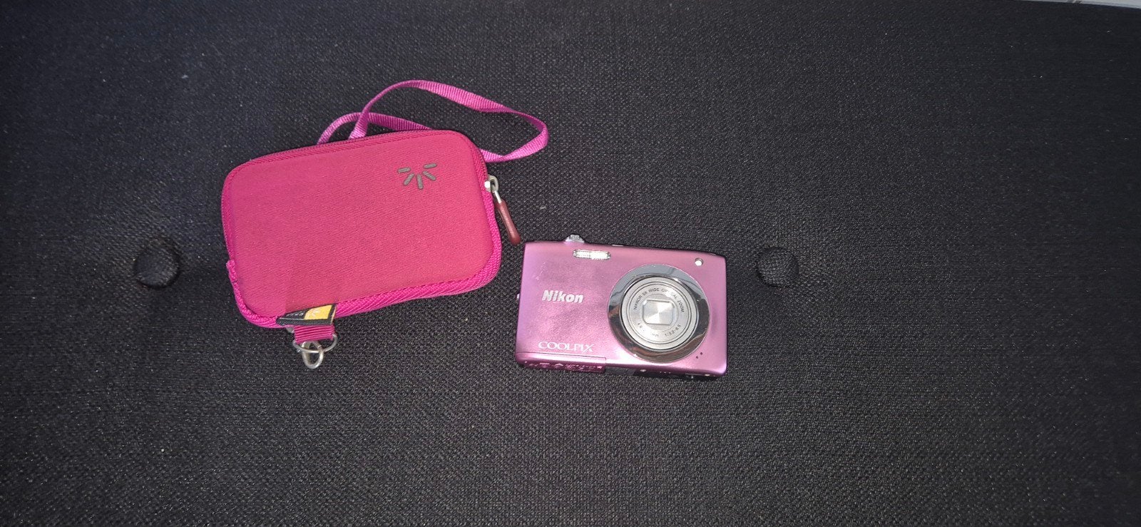 Nikon Coolpix compactcamera roze met tasje, Gebruikt, Ophalen of Verzenden, Compactcamera, Nikon