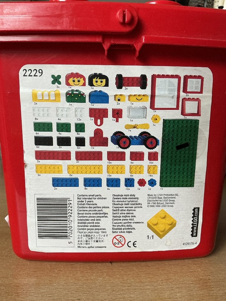 Rode lego emmer met lego stenen, Gebruikt, Lego, Ophalen of Verzenden, Compleet