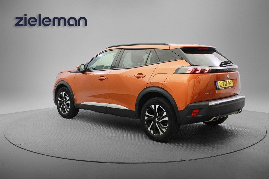 Foto 2 van Peugeot 2008 1.2 PureTech Allure - Carplay, Clima, Cruise, H