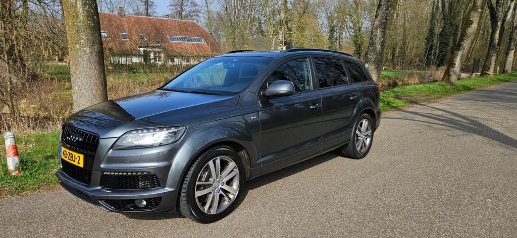 Audi Q7 3.0 TDI 180KW Quattro Tiptr. 2012 Grijs, Auto's, Automaat, Euro 5, 2275 kg, Zwart