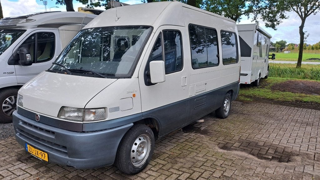 Buscamper / trekhaak  wegens verkoopstagnatie  nu bieden !, Caravans en Kamperen, Overige merken, Chemisch toilet, Buscamper of Camperbus