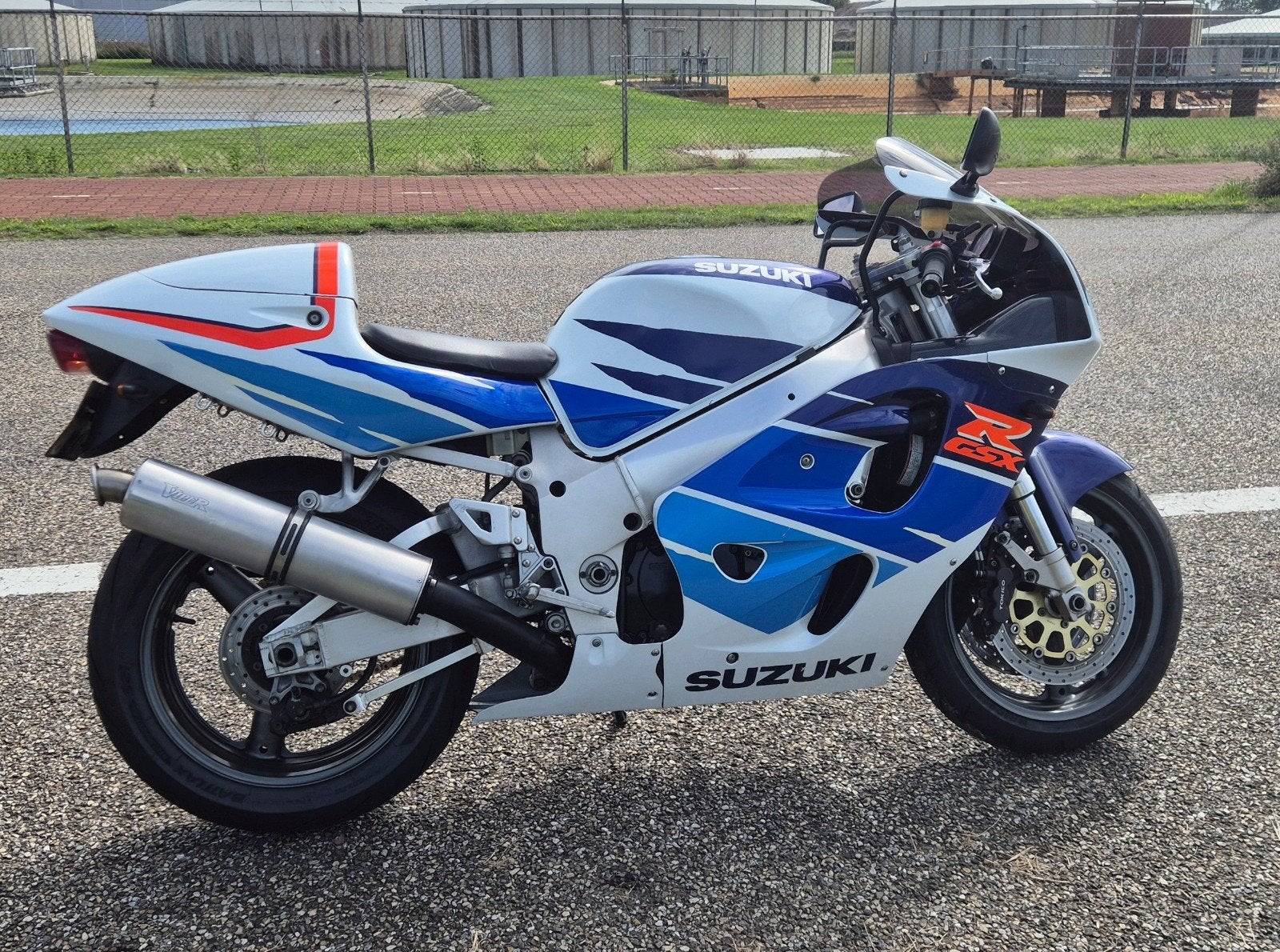 Suzuki GSXR 750 SRAD 1996 | Technisch gerenoveerd!, Motoren, 750 cc, Sportuitlaat, Occasion, 4 cilinders