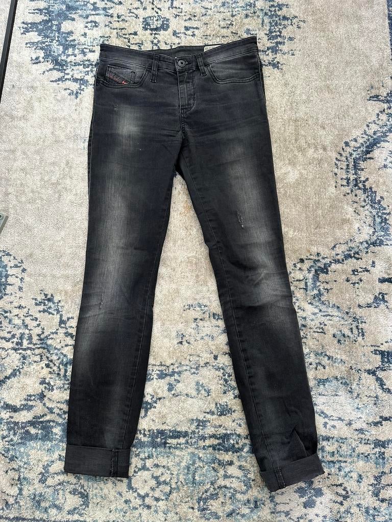 Nieuwe zwart grijze skinny jeans diesel maat 26, Ophalen of Verzenden, Nieuw, Zwart, W27 (confectie 34) of kleiner