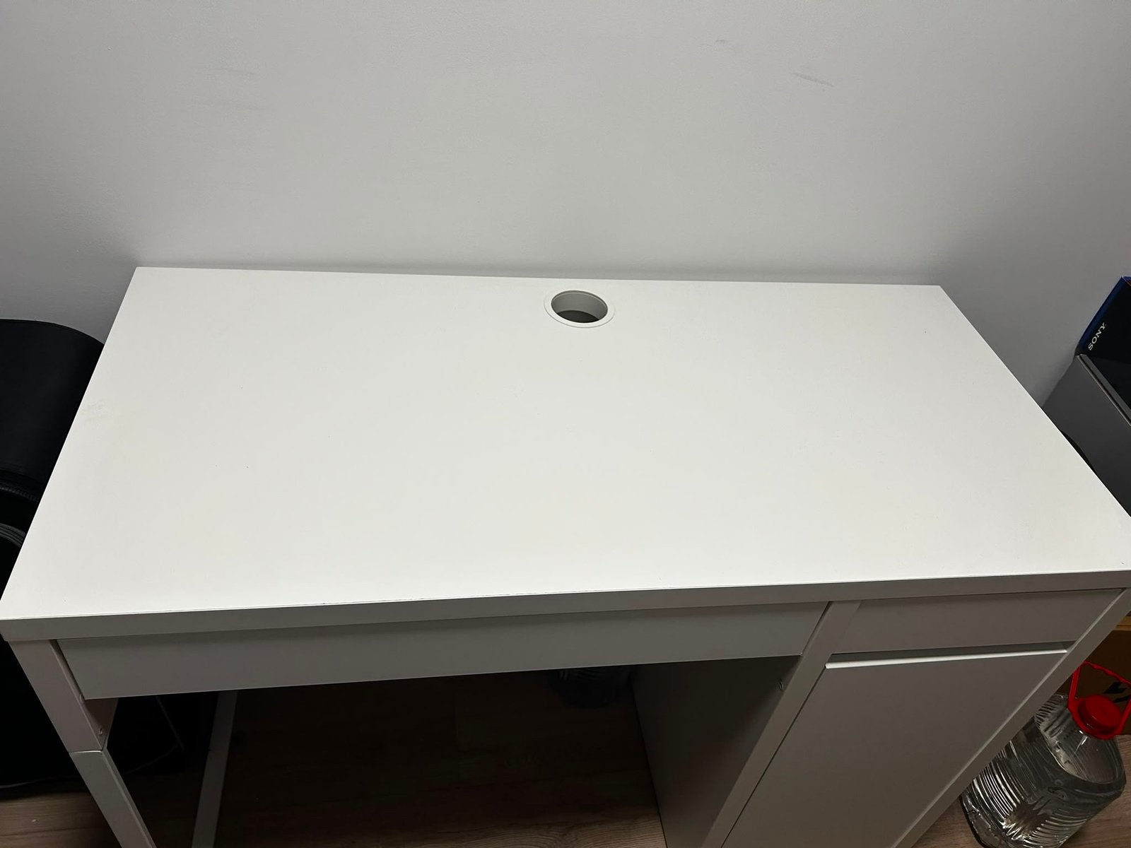 IKEA Micke desk (as good as new), 105 cm, 50 cm, Ophalen of Verzenden, Zo goed als nieuw