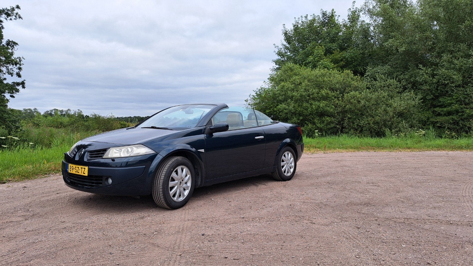 Renault Mégane 2.0 16V Cabrio Euro4 2006 Groen, Auto's, Voorwielaandrijving, 1998 cc, 4 cilinders, Cabriolet