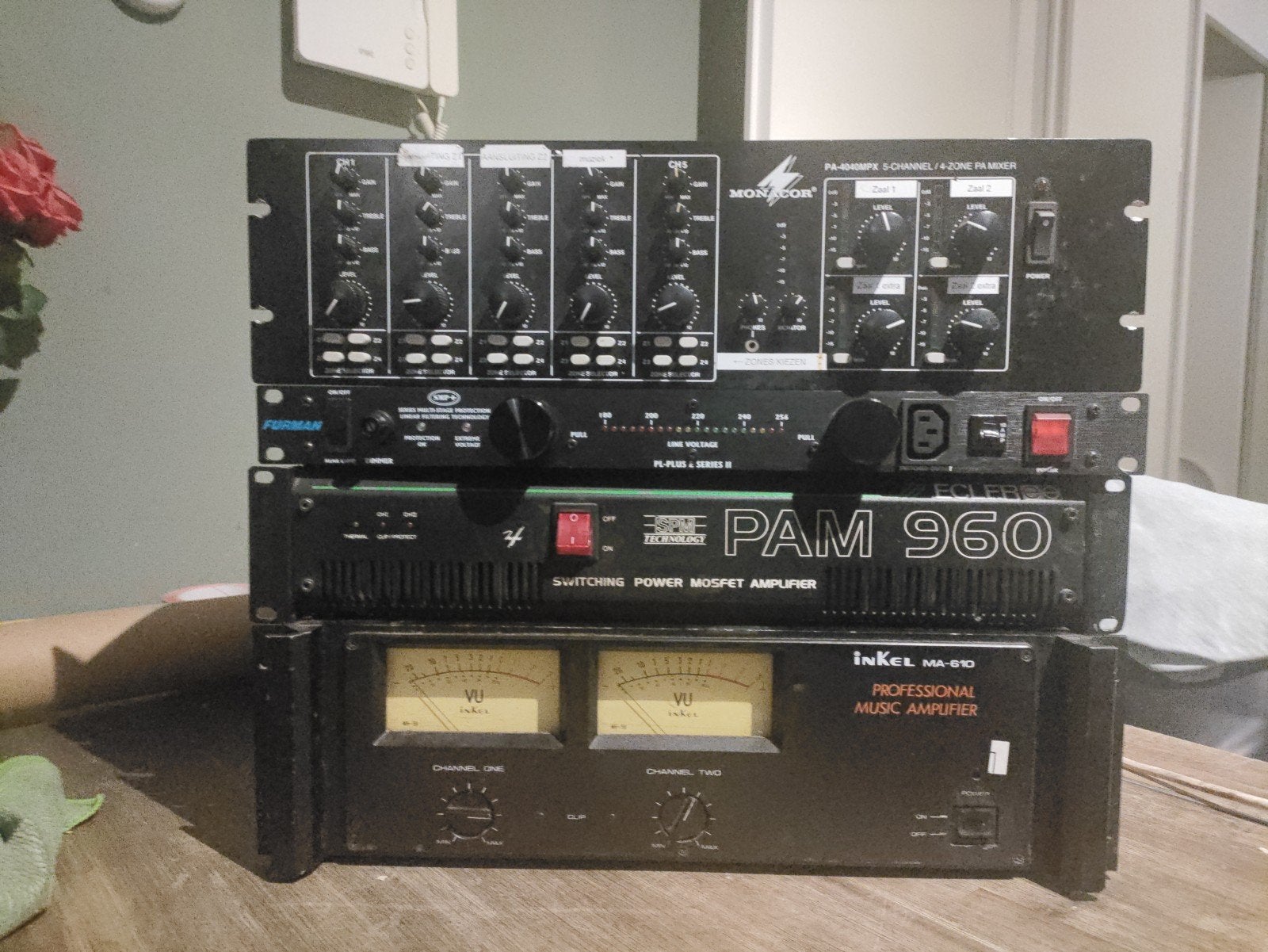 Professionele Geluidsset: Mixer, Power Conditioner, Verster, 120 watt of meer, Ophalen, Overige merken, Gebruikt
