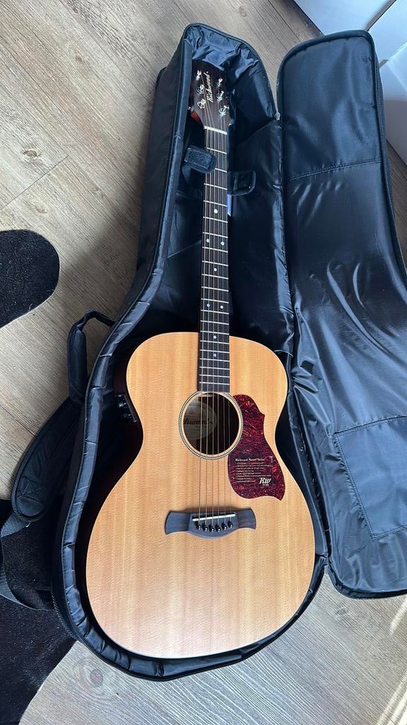 Semiacustisch  Richwood Masterseries, Ophalen of Verzenden, Zo goed als nieuw, Klassieke of Spaanse gitaar