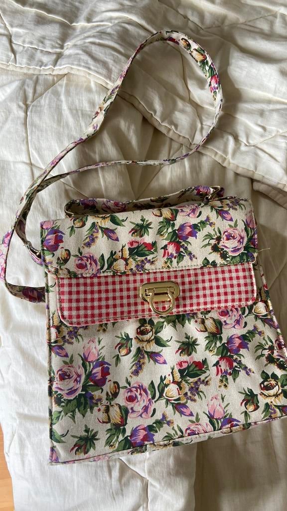 Tetro jaren 60 schouder tas, Sieraden, Tassen en Uiterlijk, Tassen | Damestassen, Ophalen of Verzenden, Zo goed als nieuw, Schoudertasje