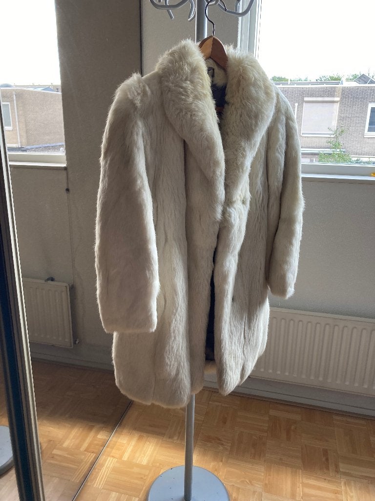 Crème witte konijnenbont winterjas, maat 42/44, Ophalen, Gedragen, Maat 42/44 (L), Wit