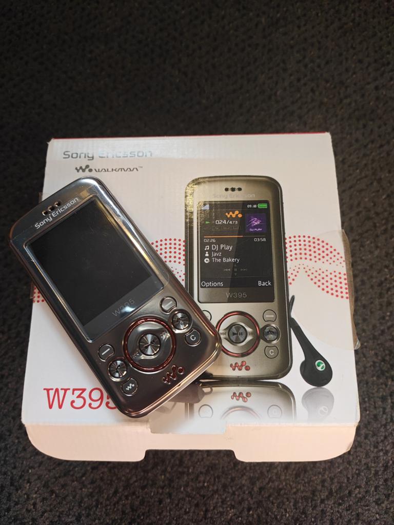 Sony Ericsson W395 Walkman Telefoon met Doos en Accessoires, Gebruikt, Schuifmodel, Overige systemen, Fysiek toetsenbord