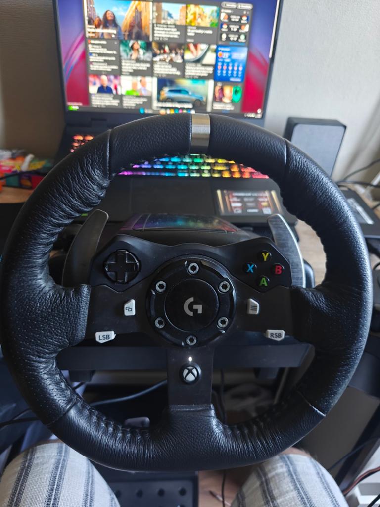 Logitech G920 Racestuur met Pedalen en Schakelpook, Racestuur, Gebruikt, Force feedback, Ophalen of Verzenden