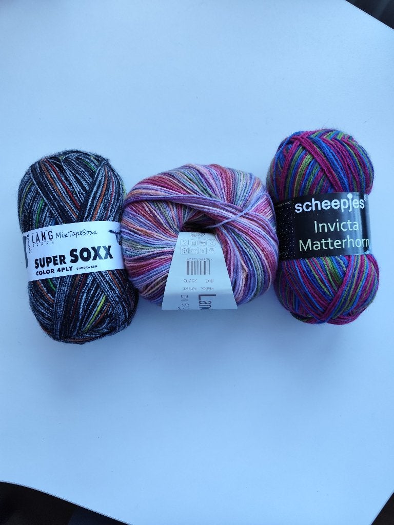 T.k. Socktober pakket 7, 3 bollen sokkengaren, Ophalen of Verzenden, Nieuw, Breien of Haken, Wol of Garen