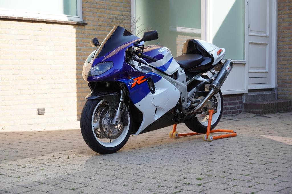 Suzuki TL1000R TLR 1998 - Wit Blauw - Goed Onderhouden, 2 cilinders, Sportuitlaat, Motorrijbewijs A, Gebruikt