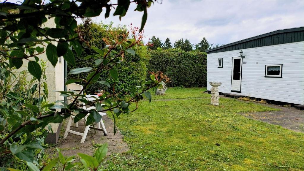 Chalet met vaste (ruime) staanplaats, Tot en met 4