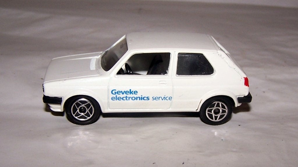 Prachtig model Solido VW Golf GTI Geveke. Nwst., Hobby en Vrije tijd, Modelauto's | 1:43, Ophalen of Verzenden, Zo goed als nieuw