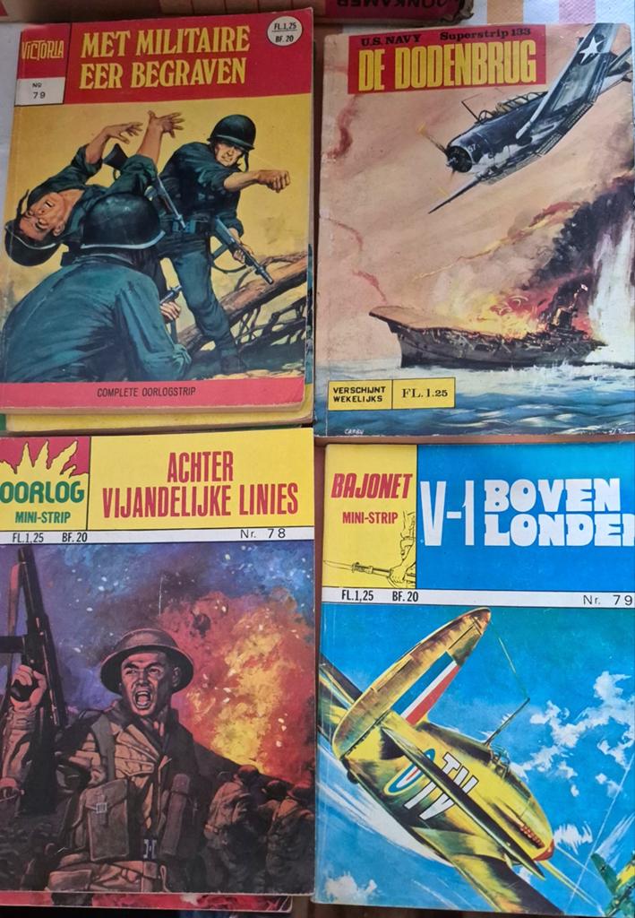 Diversen oorlog en western boekjes, Boeken, Stripboeken, Meerdere stripboeken, Ophalen of Verzenden, Gelezen