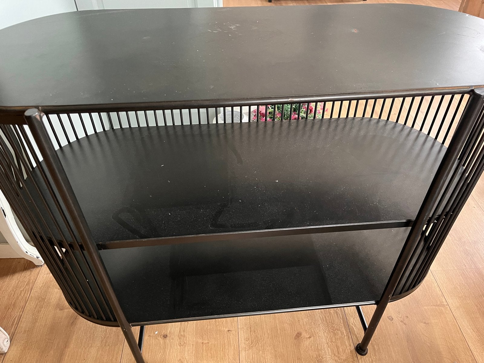 Zwart metalen bijzettafel met 2 planken, ovaal, Ophalen, Gebruikt, Metaal of Aluminium, 75 cm of meer