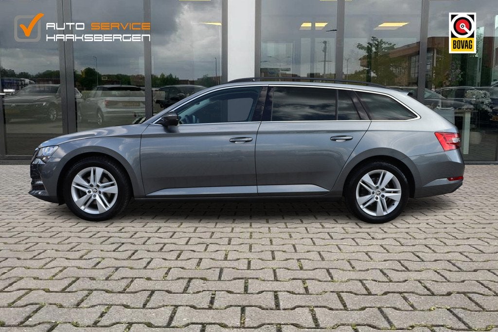 Skoda Superb Combi 1.4 TSI iV Business Edition | ACC | Virtu, Auto's, Skoda, Gebruikt, Zwart, 4 cilinders, Hybride Elektrisch/Benzine