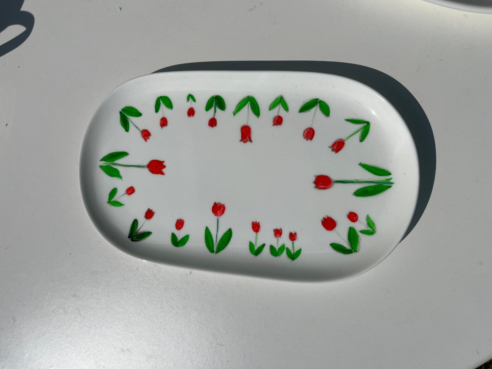 Handgeschilderde (serveer) schaal, Ophalen of Verzenden, Overige stijlen, Glas, Schaal of Schalen