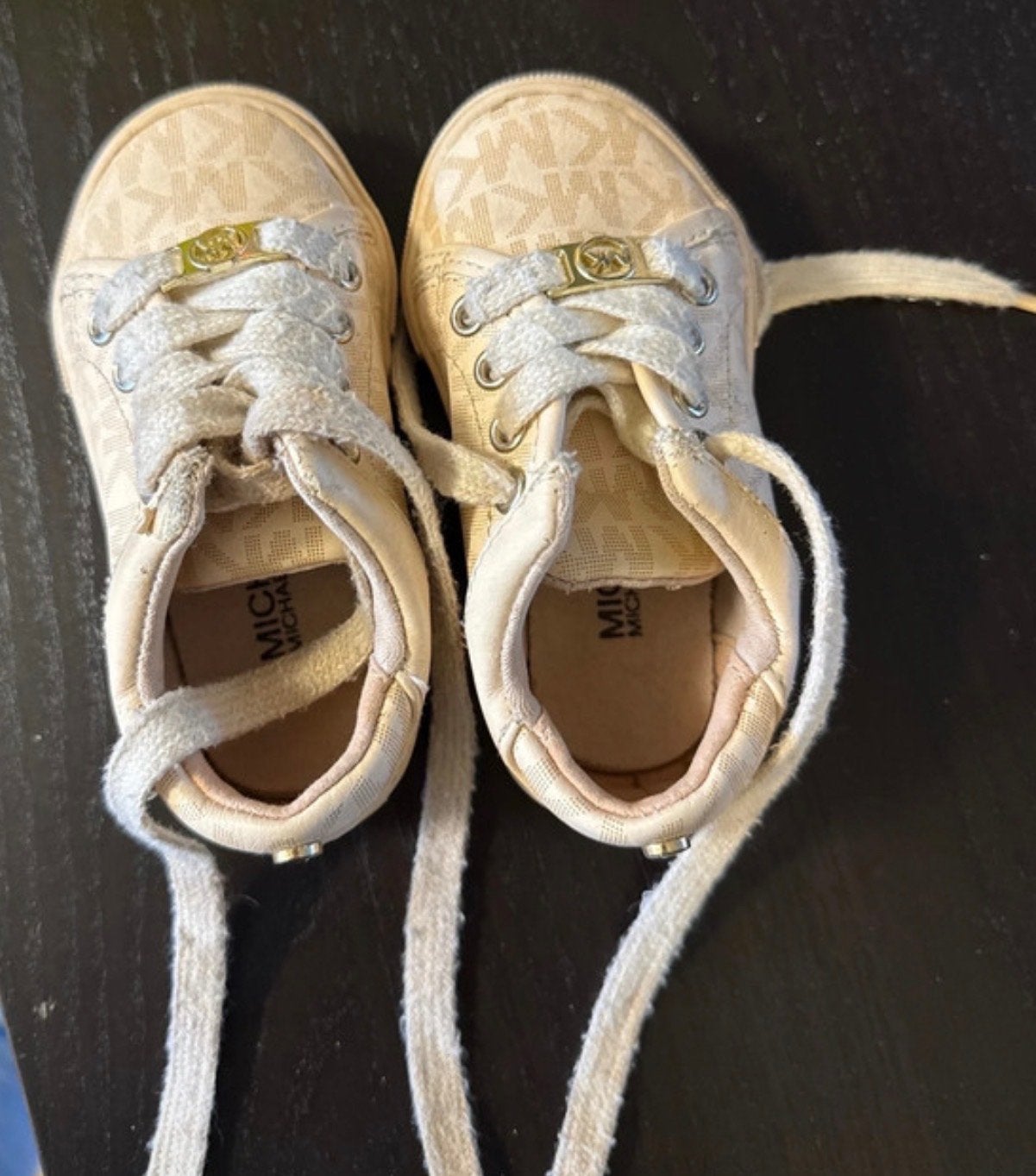 Michael Kors babyschoentjes maat 19, Kinderen en Baby's, Babykleding | Schoentjes en Sokjes, Ophalen, Gebruikt, Jongetje of Meisje