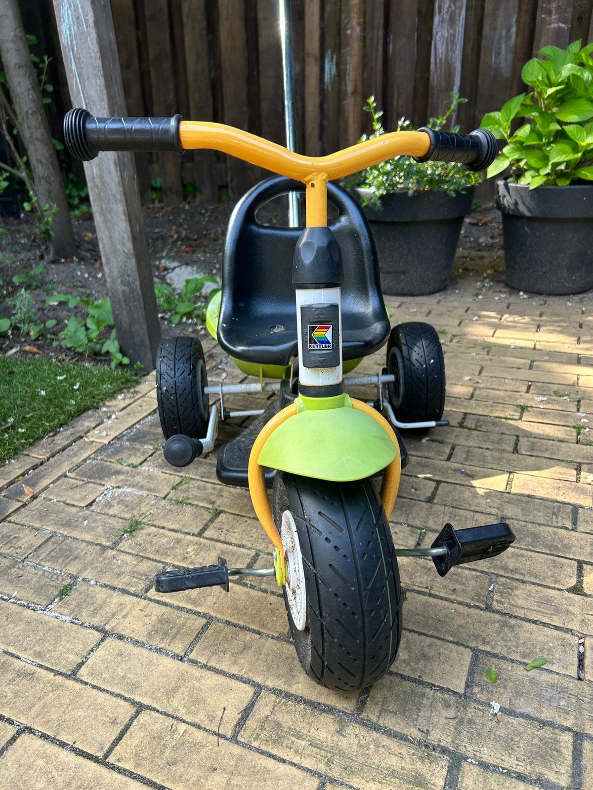Fietsje / driewieler met duwstang, Ophalen, Gebruikt, Duwstang