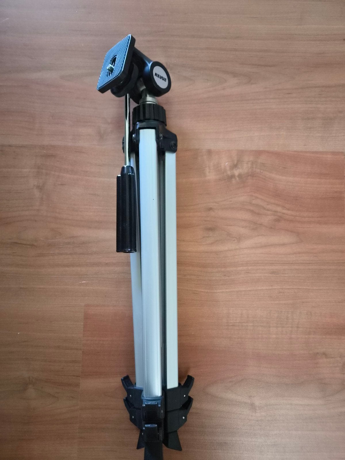Revue driepoot statief, 125 cm of minder, Snelkoppelingsplaat, Gebruikt, Overige merken