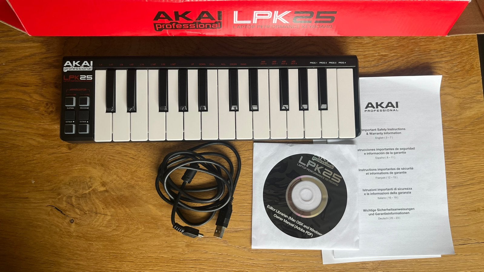 AKAI Professional LPK25 MKII MIDI keyboard, Ophalen of Verzenden, Zo goed als nieuw