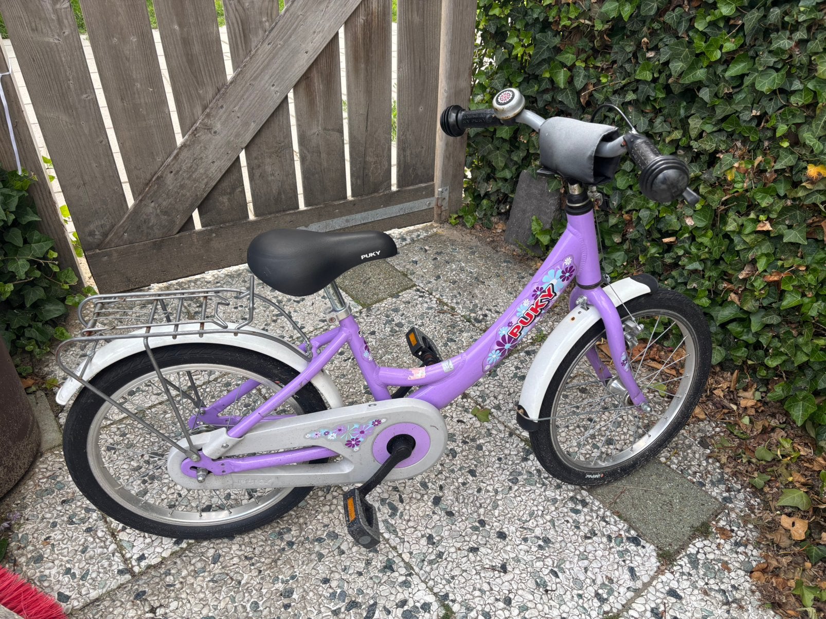 Puky kinderfiets 18 inch - Paars, Ophalen, Gebruikt, Terugtraprem, 16 tot 20 inch